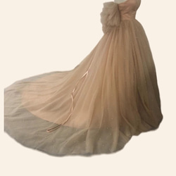 ウェディングドレス  パール  ベアトップ  編み上げ   可愛い  シャンパン色  披露宴  花嫁  ラッフルフリル 2枚目の画像