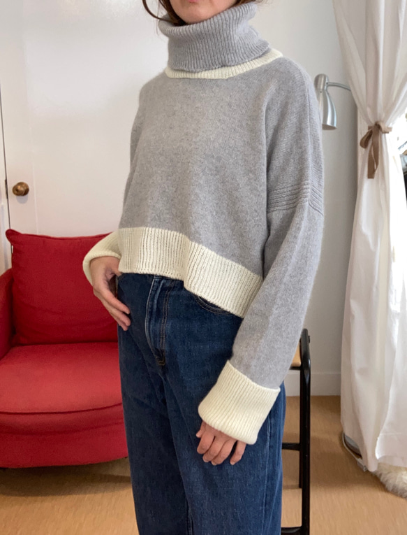 手編み機による Alice Turtle Sweater 6枚目の画像