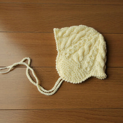 ⛄⛄赤ちゃん用・耳当てアラン編みニット帽子⛄⛄【送料無料】手編み 2枚目の画像