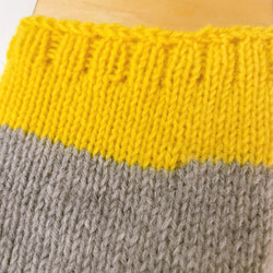 ⌘ふんわり軽くて暖か⌘グレー×黄色のウールのくつ下⌘ 4枚目の画像