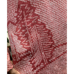 総絞りの羽織りからのチュニック(ストール付き)       着物リメイク 6枚目の画像