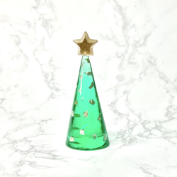 【ミドルサイズ】アワビの輝きが鮮やか！シンプルなクリスマスツリー。レジン製。 2枚目の画像