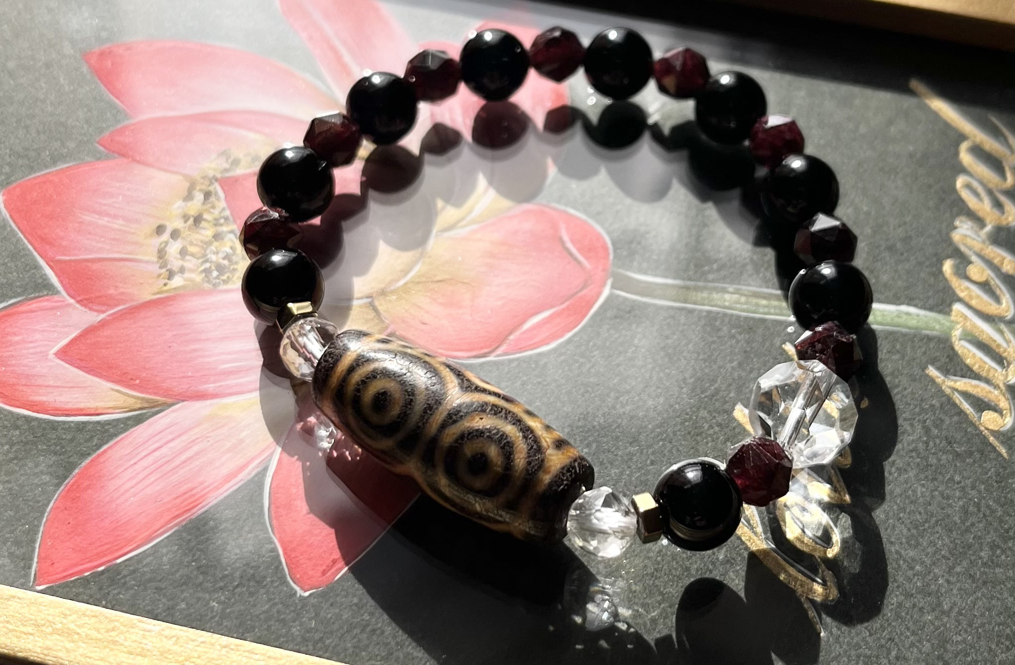 557　天珠　色々、、、dzibeads　ブレスレット！ 557 天珠 色々、、、dzibeads ブレスレット！ 美術品