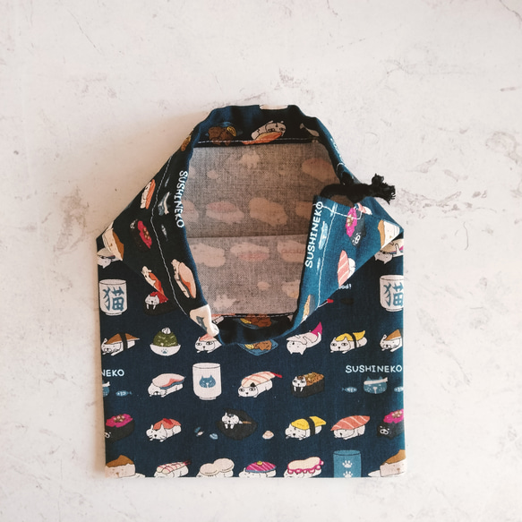 【数量限定】40×60 ランチョンマット 寿司猫柄  ブルー　大 給食 巾着袋 大きめ 男の子 女の子 小学校 コップ袋 4枚目の画像