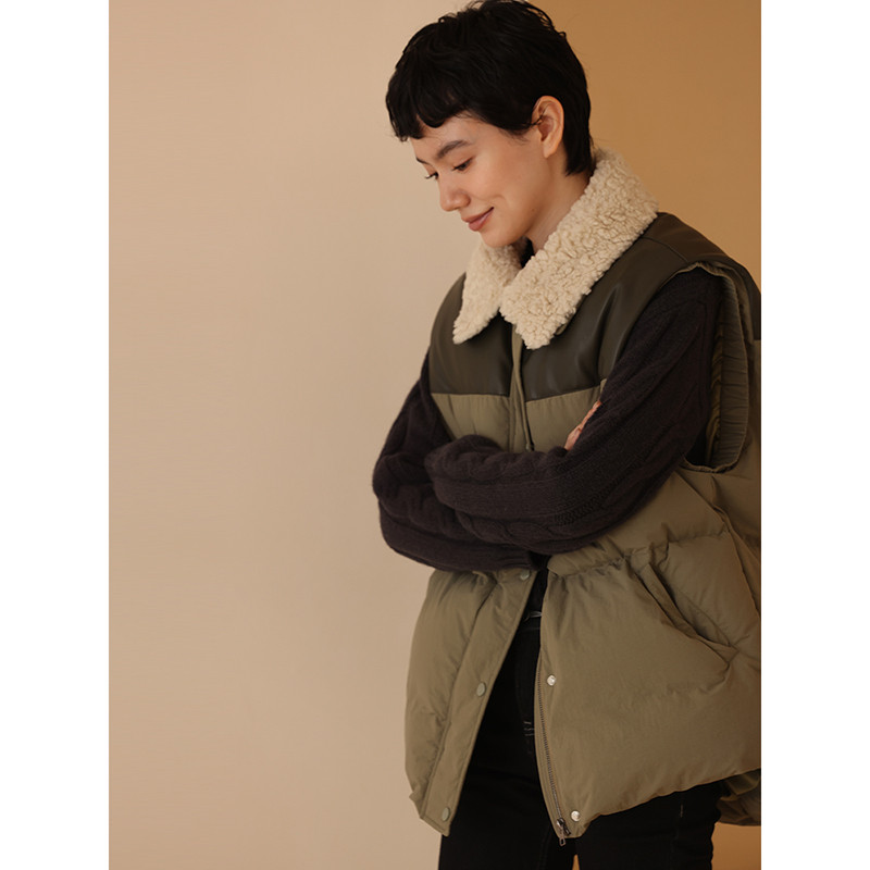 【極美品】HELLY HANSEN ロゴ刺繍 襟デザイン 中綿 ダウンベスト 楽天市場】ヘリーハンセン ダウンベストの通販