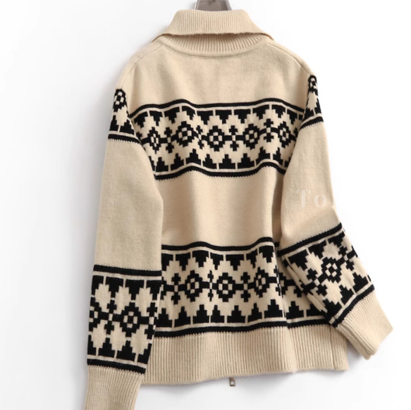 【受注】♡ポロネックジッパーニットセーター やわらかい  心地良さ  2色 3枚目の画像