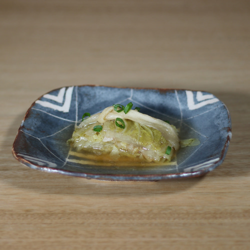 鼠志野長角皿】s304 取り皿 美味しい 人気 おしゃれ 素敵 かわいい