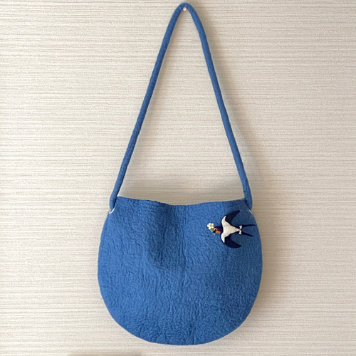 羊毛フェルト「ころんbag 」大 水たまりブルー ショルダーバッグ