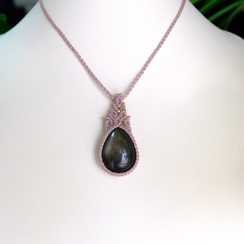 ゴールデンオブシディアン（メキシコ産）マクラメ編みペンダント