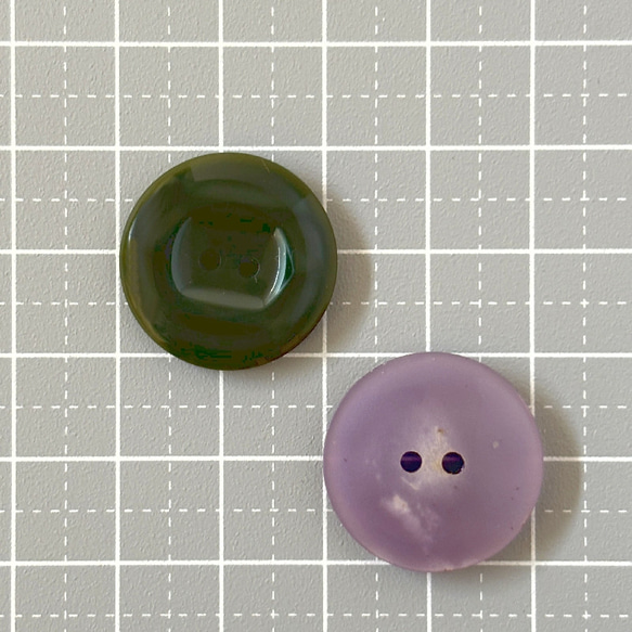 レトロ 円形 丸型 ボタン グリーン パープル 二つ穴 21mm 7個セット ec-369 3枚目の画像
