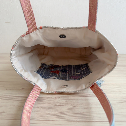 絹の帯と帯締めのバッグ 楽器文様 帯リメイク279 ハンドバッグ