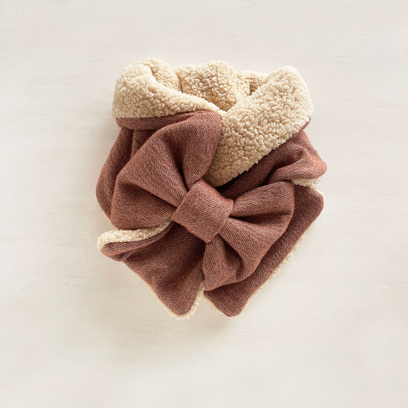 Soft♪ 緞帶圍巾 | 柔軟拉絨羊毛/羊絨（紅棕色）x 毛皮（淺米色） 第1張的照片