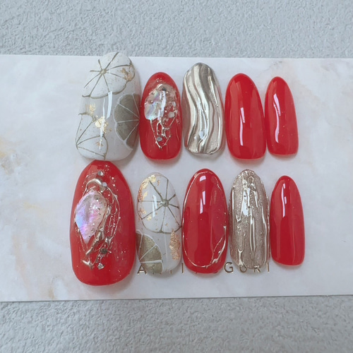 和柄 菊×赤 ネイルチップ 和装/結婚式/前撮り 成人式/振袖/袴着物/卒業式