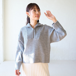 Morino Gakko 穿起來有趣 半拉鍊針織衫（淺灰色） 羊毛混紡針織衫 第9張的照片