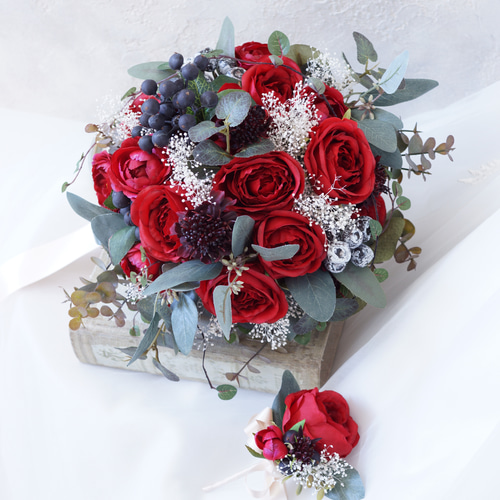 送料無料】赤バラとかすみ草のウェディングブーケ・ブートニアセット