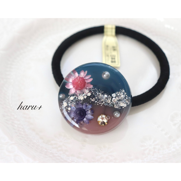 【出品セール♡】A-102♡お花レジン ヘアゴム 出品セール♡】A-102♡お花レジン ヘアゴム 福袋SALE 〜椿と