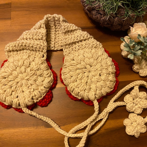 リバーシブル可能！花モチーフが可愛いイヤーマフ・耳あて・イヤー