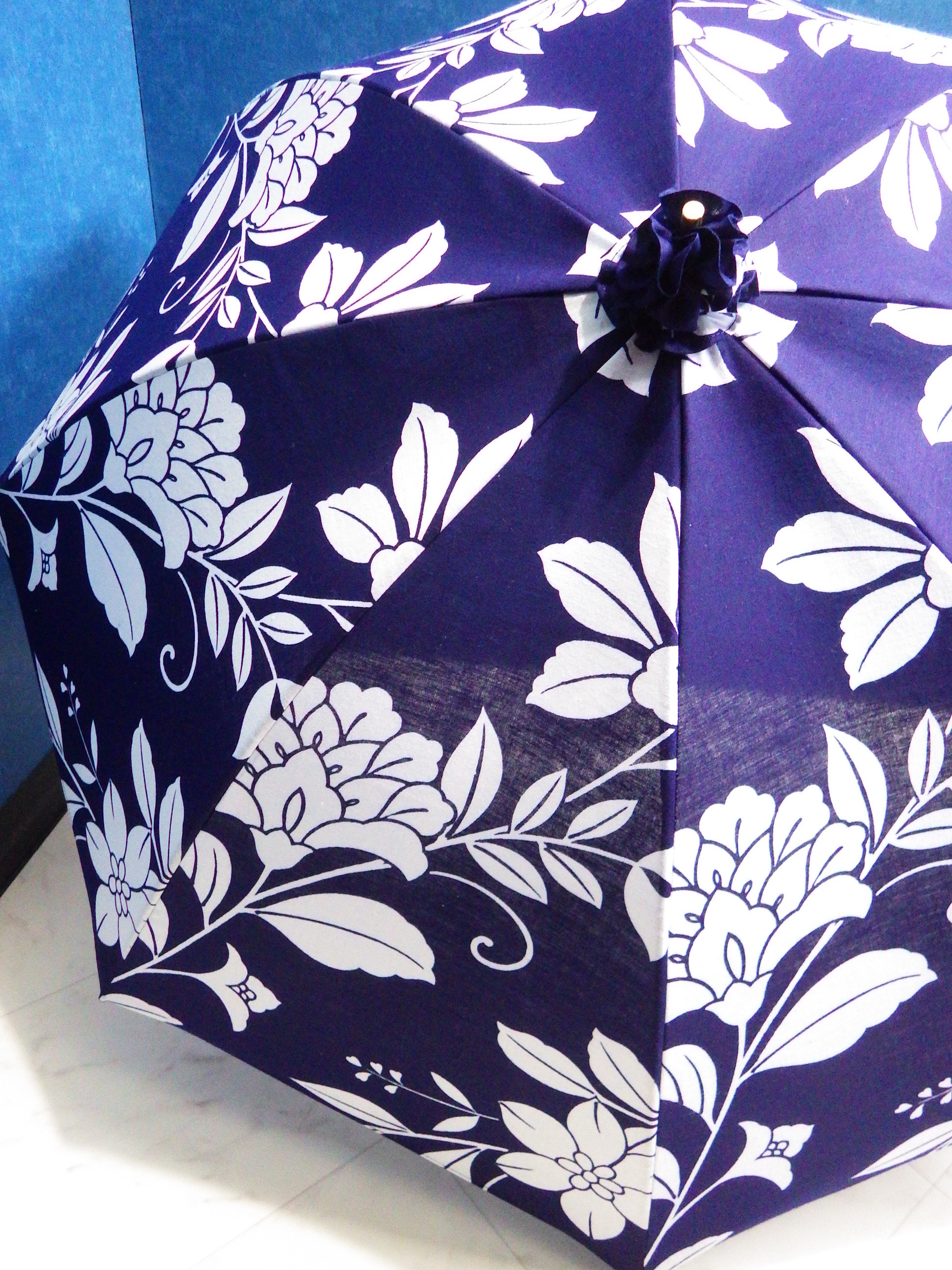 浴衣から生まれた日傘　うまさうな コップの水にフリージヤ 10,950円