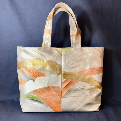 トートバッグ 小（B5サイズ収納可）【菊】帯リメイク バッグ