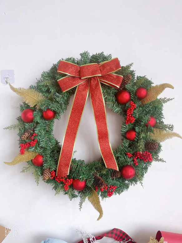 [早割クリスマス2023]クリスマスリース 玄関 赤球 葉 クリスマスプレゼント Christmas wreath 2枚目の画像