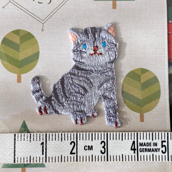 新商品！『原ウール HARAWOOL かわいい動物たち 　刺しゅうワッペン』～猫　ねこ　1枚～ 3枚目の画像