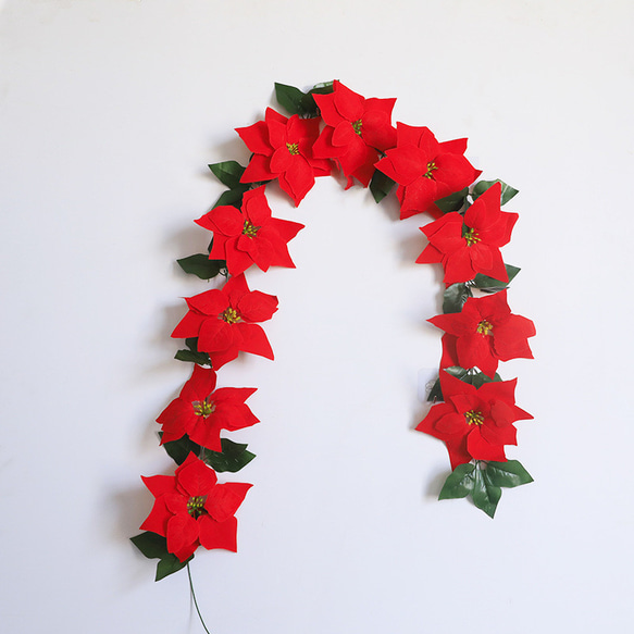 [早割クリスマス2023]クリスマス花蔓 緑の蔓と赤い花 玄関 クリスマスプレゼント Christmas wreath 2枚目の画像