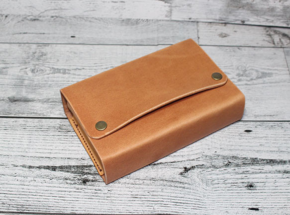 コンパクトなレザーデッキケース 本革 牛革 名刺入れ・カード