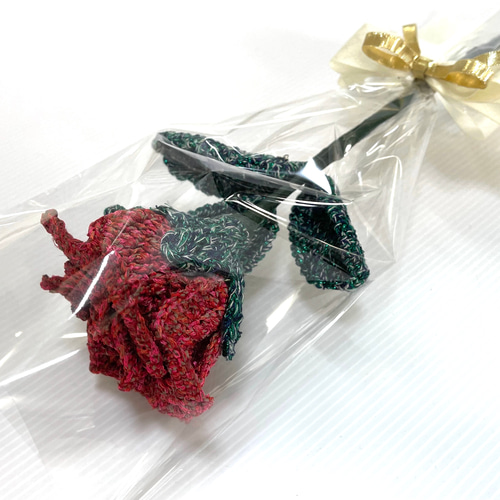 バラ柄　ハンドメイド Yilin HN001 バラ 1本売り 薔薇 レットローズ 枯れない花