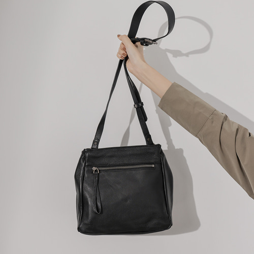 サポートロール シンプル 本革 シワ加工 ショルダーバッグ ブラック