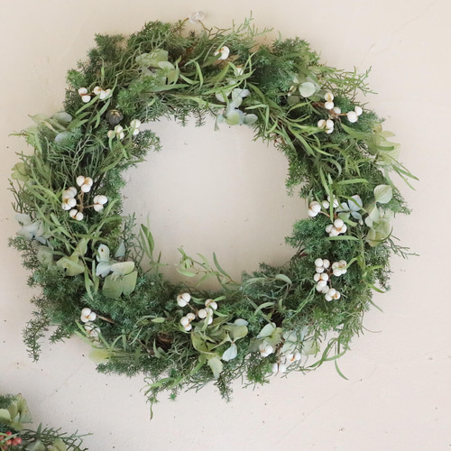 グリーンと木ノ実のキャンドルリース☆クリスマス☆冬リース☆ドライフラワーリース グリーンと木ノ実のキャンドルリース☆クリスマス☆冬リース☆ドライ