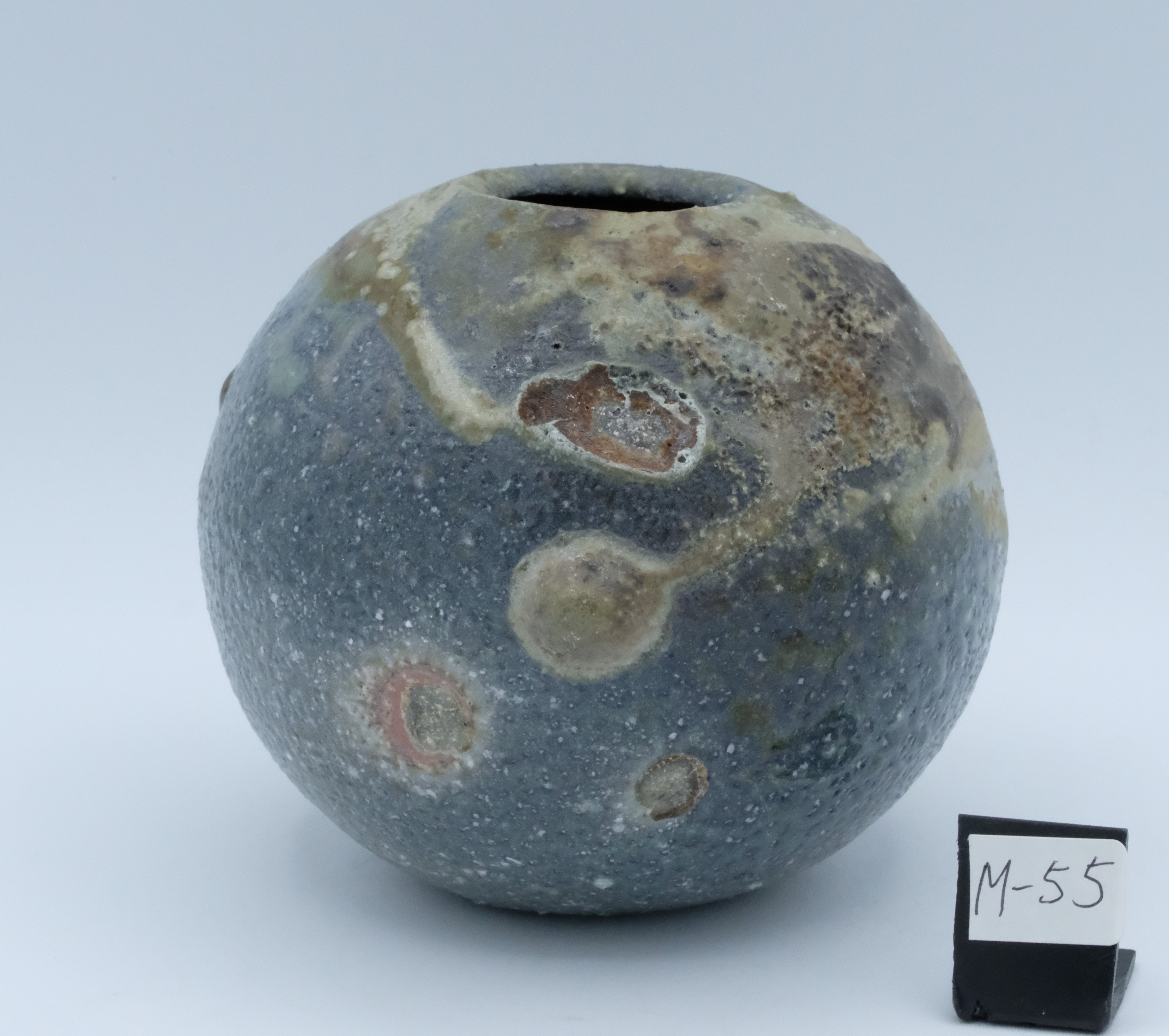 花器一輪挿し　焼き締め　特殊穴窯焼成