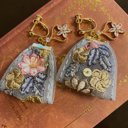 リボン、ボタン イヤリング・ノンホールピアス の人気通販｜Creema 