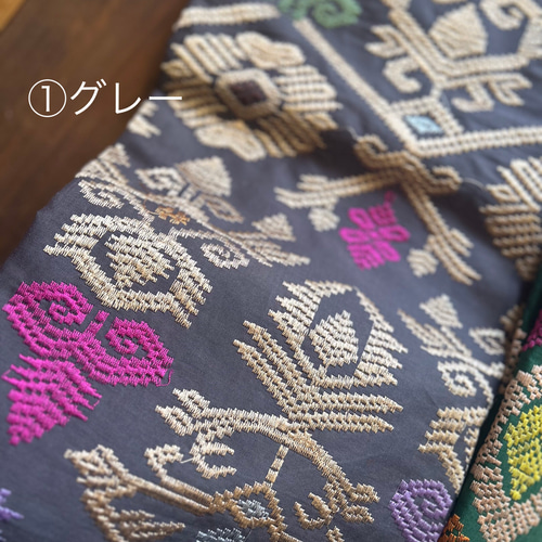 1000円均一SALE M 19❤︎着物、大島紬インド刺繍等生地の 1000円均一SALE M 19❤︎着物、大島紬インド刺繍等生地の