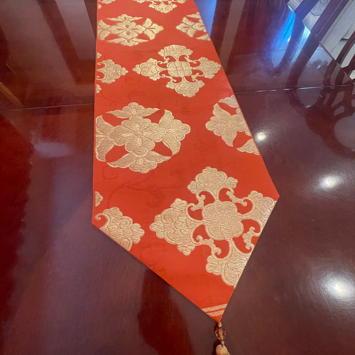 2425豪華刺繍の袋帯リメイクタッセル付き正絹テーブルランナー