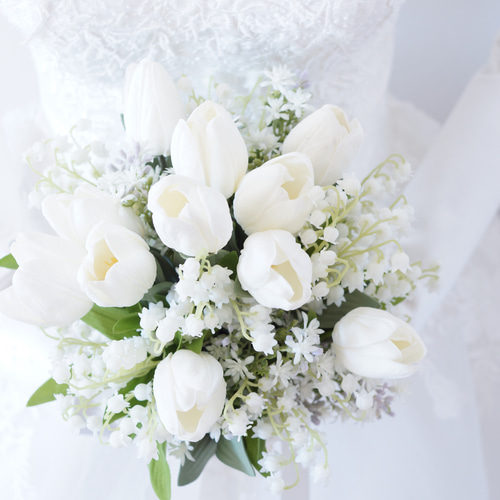 チューリップとすずらんのウェディングブーケ&ブートニア スズラン