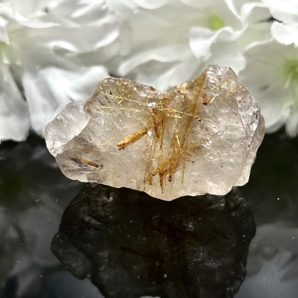 ルチルクォーツ　天然石　原石　かち割り　43ｍｍ　天然石インテリア・置物として 1枚目の画像
