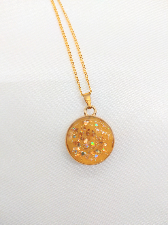 丸いプチネックレス 2枚目の画像