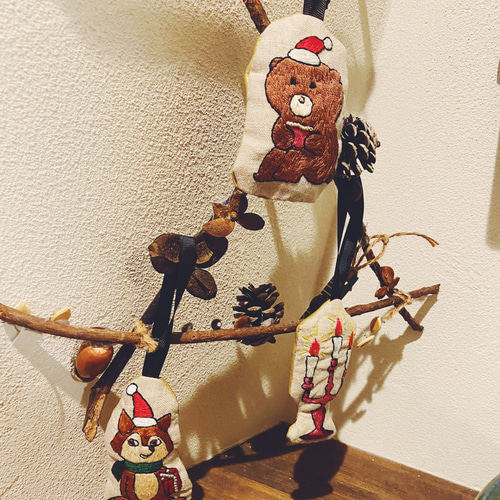 一生使えるクリスマスオーナメント①キツネ 刺繍/動物/クリスマス