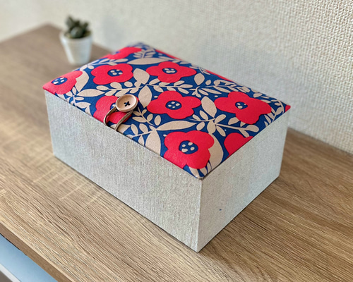 フランスアンティーク✨大きなカルトナージュBOX✨(*´艸｀*)リボン 収納✨ フランスアンティーク✨大きなカルトナージュBOX✨(*´艸