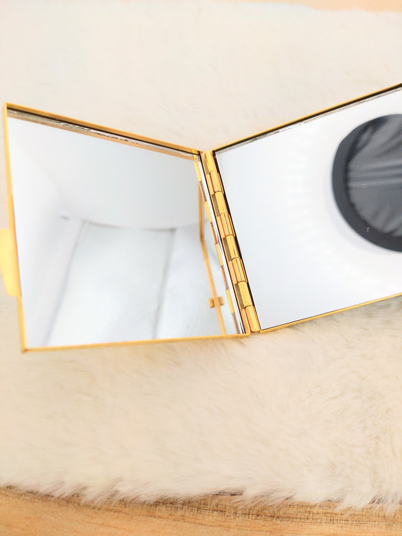 海の中のマーメイドのコンパクトミラー 2枚目の画像