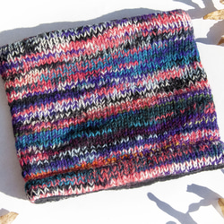 手編みウールスカーフ/ニットスカーフ/かぎ針編みストライプスカーフ/手編みスカーフ - レインボーフルーツボヘミアンメリノクリス 1枚目の画像