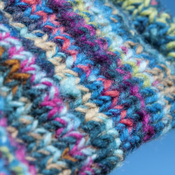 手編みウールスカーフ/ニットスカーフ/かぎ針編みストライプスカーフ/内側起毛スカーフ - 北欧レインボースタイルボヘミアンメリノ 11枚目の画像