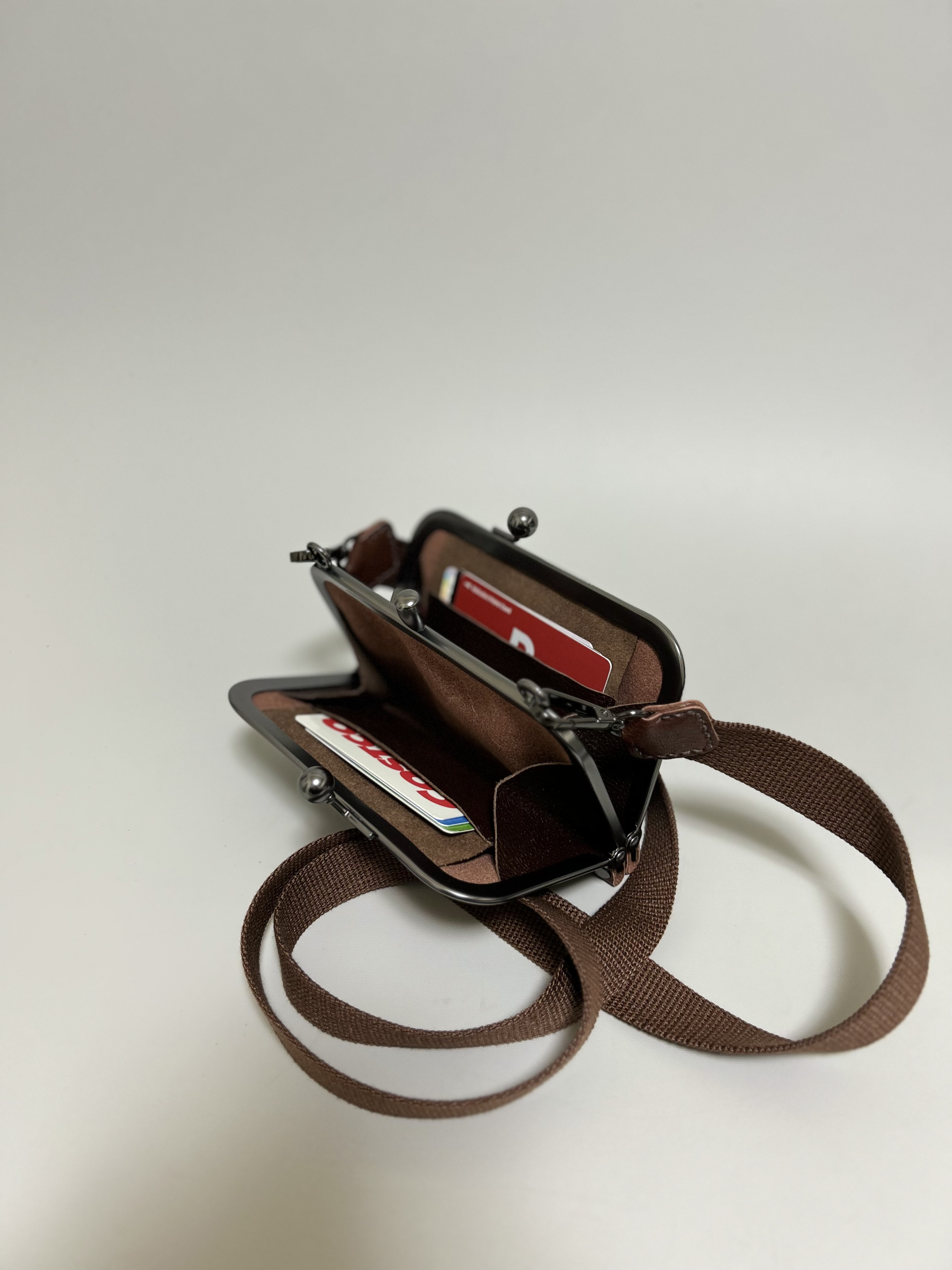 姫路レザー2way二口がま口ポシェット◆焦げ茶　ウォレットショルダー　ポーチ　革財布　カード入れ　クリスマス