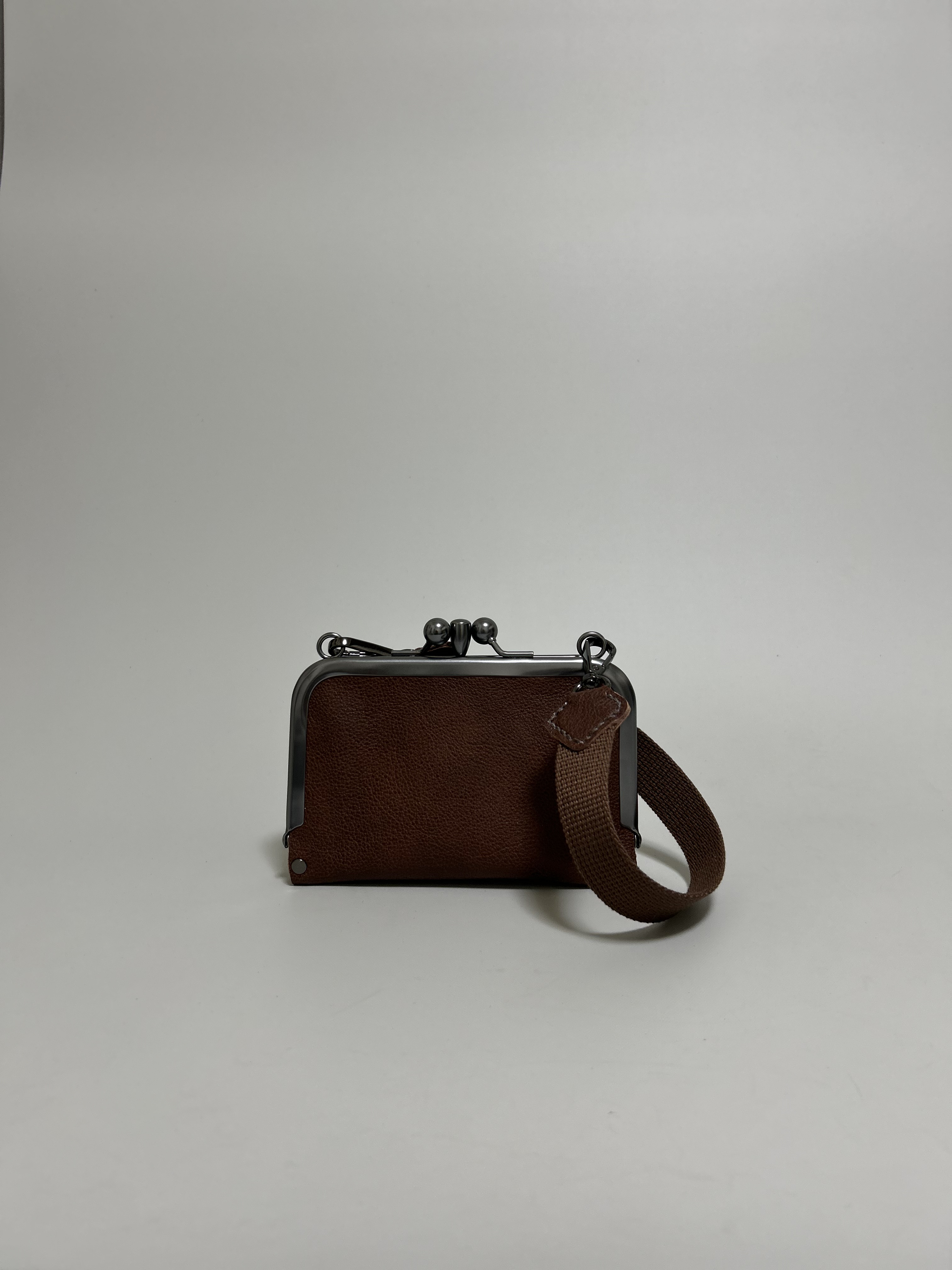 姫路レザー2way二口がま口ポシェット◆焦げ茶　ウォレットショルダー　ポーチ　革財布　カード入れ　クリスマス