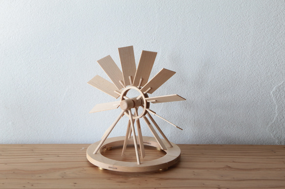 流木アート　オブジェ　木曽檜　台座付き　創作家具　001 9878363d62e7eaaa772579f1ec5435