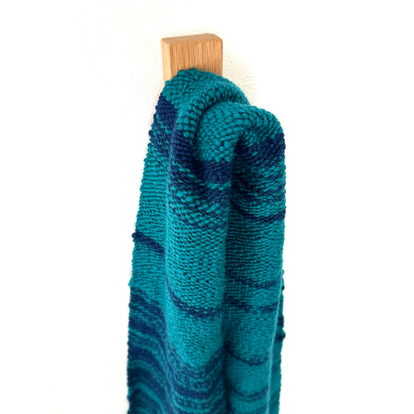 手紡ぎ糸の手織りマフラー【１】 4枚目の画像