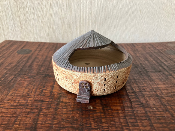 陶芸の家型多肉鉢① 一輪挿し・花瓶・花器 potpot 通販 16964951