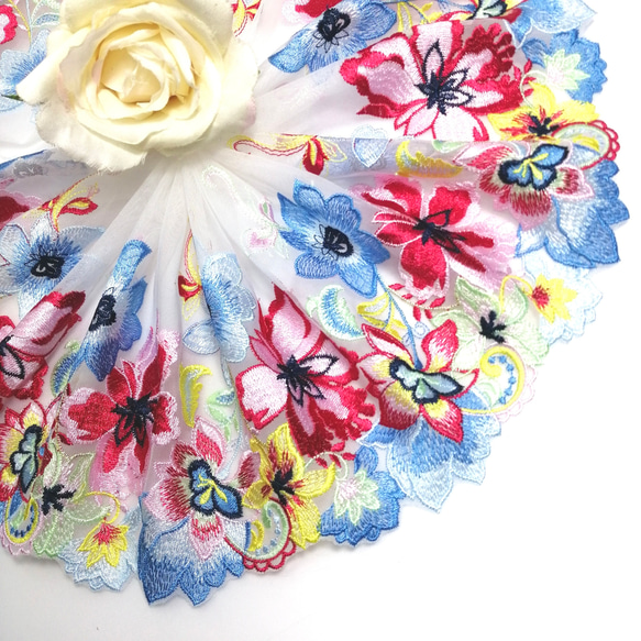 1m 豪華 花柄 刺繍 チュールレース　ハンドメイド　手芸　素材　はぎれ　 1枚目の画像