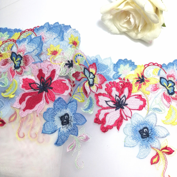 1m 豪華 花柄 刺繍 チュールレース　ハンドメイド　手芸　素材　はぎれ　 2枚目の画像