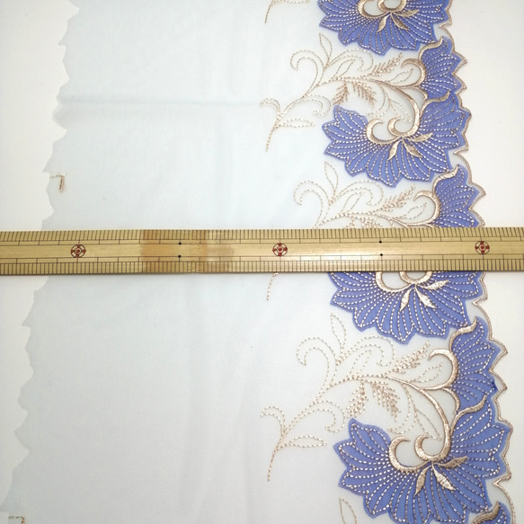 2m 花柄刺繍 チュールレース　ハンドメイド　手芸　素材　はぎれ　 4枚目の画像